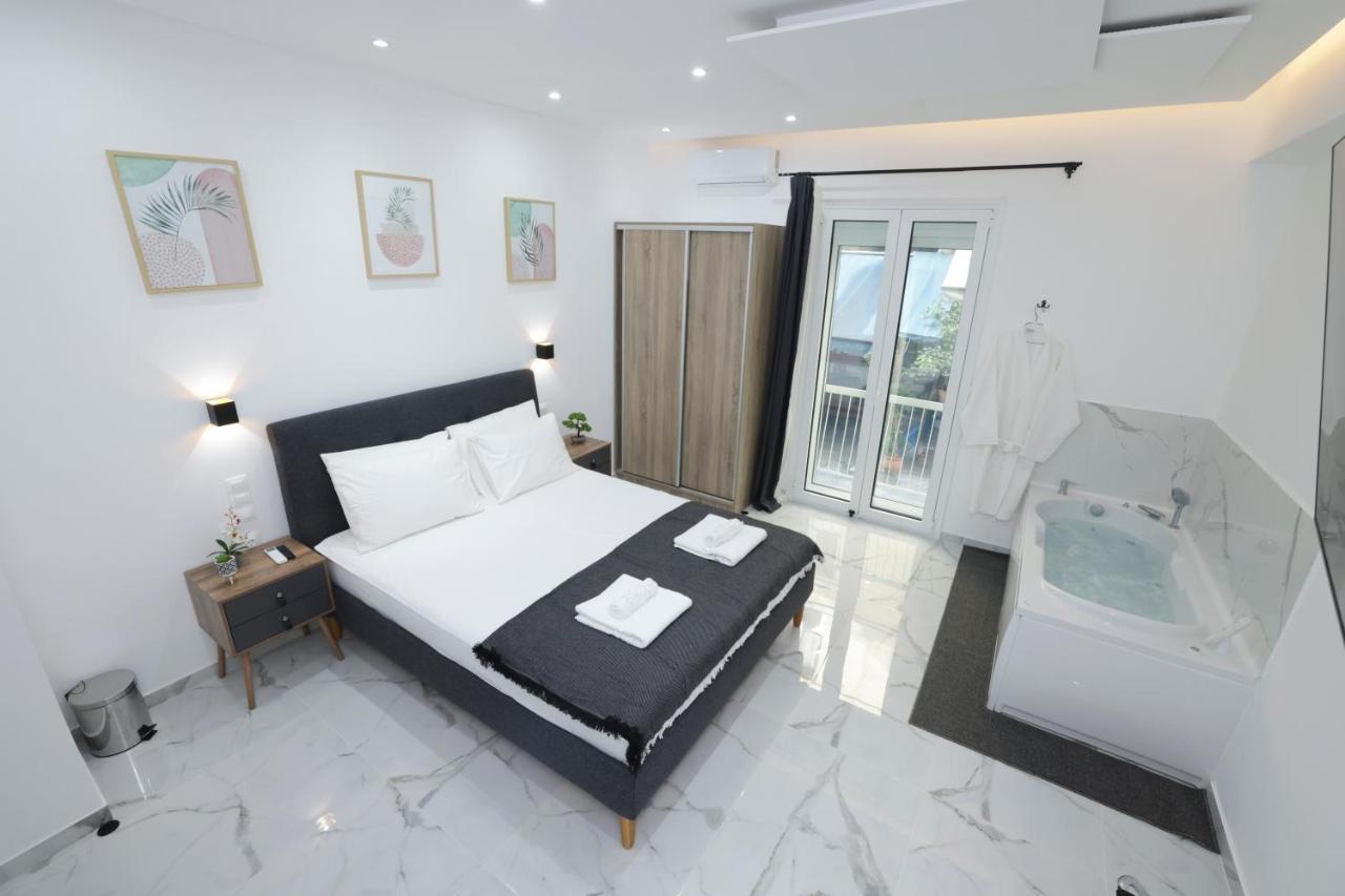 Apollo 2 Bd Jacuzzi Suite เอเธนส์ ภายนอก รูปภาพ