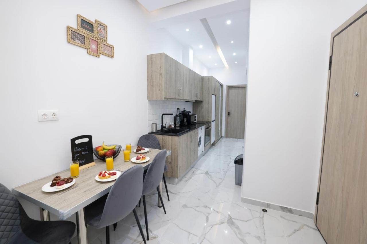 Apollo 2 Bd Jacuzzi Suite เอเธนส์ ภายนอก รูปภาพ
