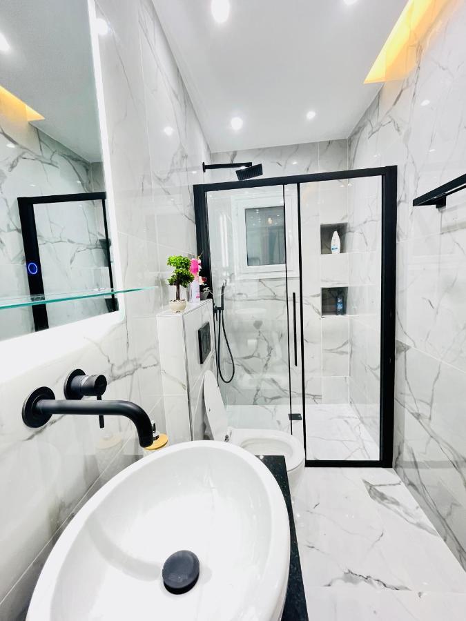 Apollo 2 Bd Jacuzzi Suite เอเธนส์ ภายนอก รูปภาพ